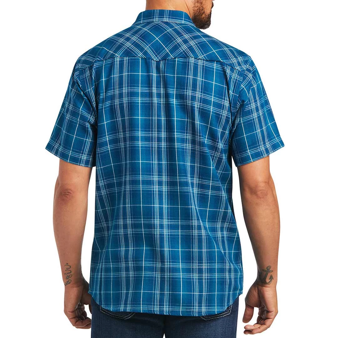 Ariat Men's Holt Retro Fit Short Sleeve Plaid Snap Shirt - Image 2