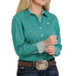 Cinch Women's Medallion Print Button-Down Shirt