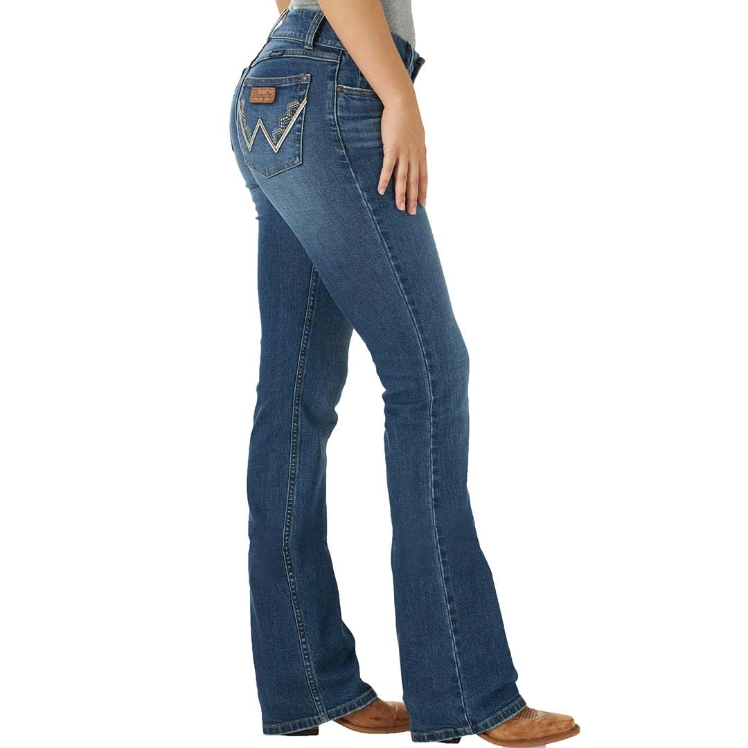 Wrangler Women's Retro Mae Aztec Pocket Bootcut Jeans - Image 2
