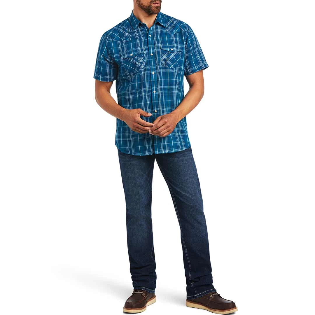 Ariat Men's Holt Retro Fit Short Sleeve Plaid Snap Shirt - Image 4
