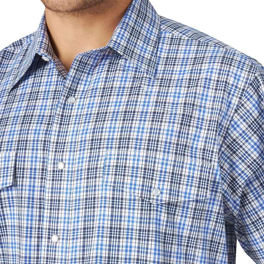 Wrangler Men's Wrinkle Resist Short Sleeve Plaid Snap Shirt - Image 6