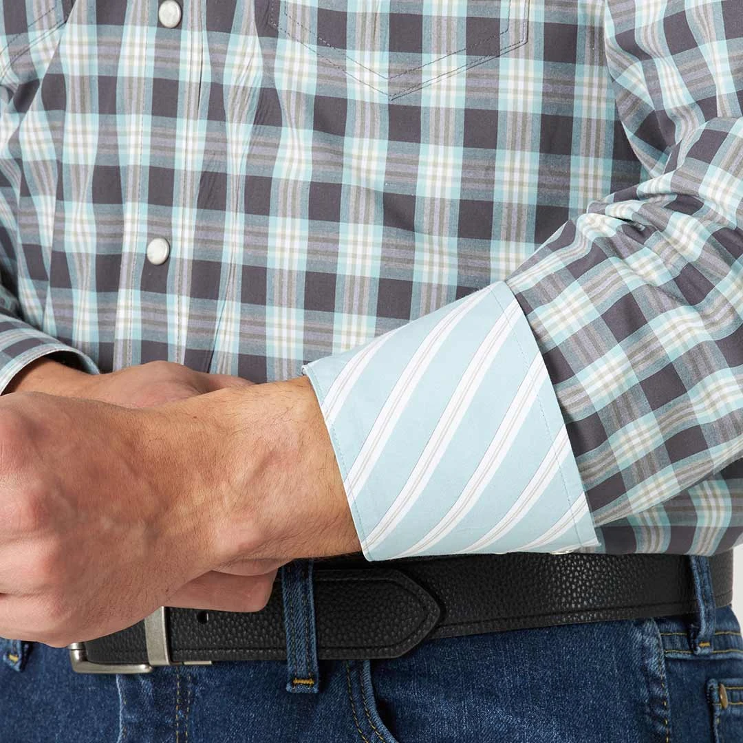 Wrangler Men's George Strait Troubadour Plaid Snap Shirt - Image 4