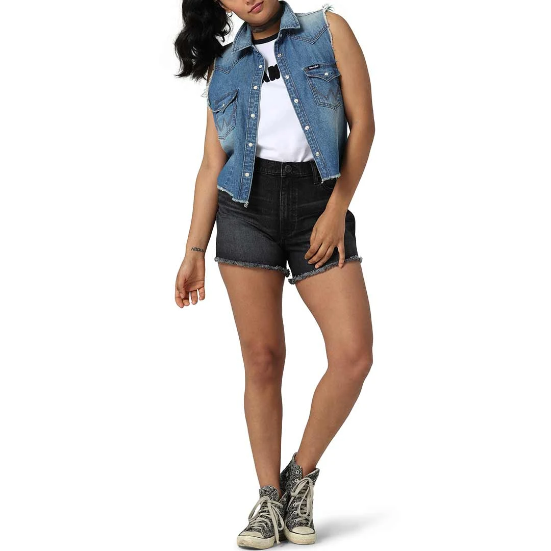 Wrangler Women's Retro Sleeveless Frayed Cropped Denim Shirt - Image 4