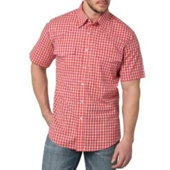 Wrangler Men's Wrinkle Resist Short Sleeve Plaid Snap Shirt