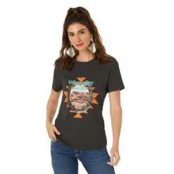 Wrangler Women's Retro Horseshoe Graphic T-shirt