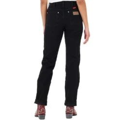 Wrangler Women's Cowboy Cut Slim Fit Jeans