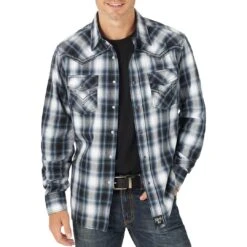 Wrangler Men's Rock 47 Embroidered Plaid Snap Shirt
