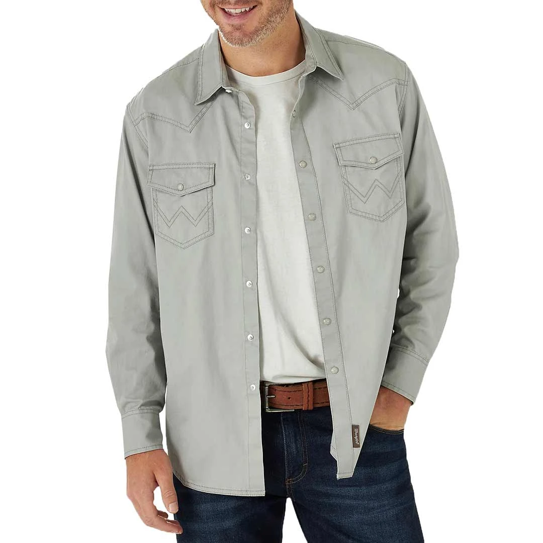 Wrangler Men's Retro Premium Solid Snap Shirt