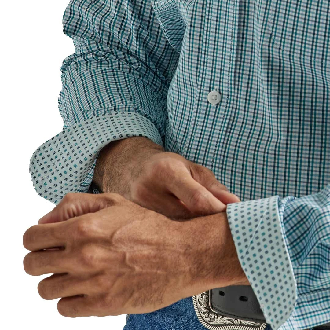 Wrangler Men's George Strait Mini Plaid Button-Down Shirt - Image 4