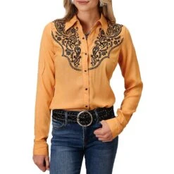 Roper Women's Embroidered Yoke Snap Shirt