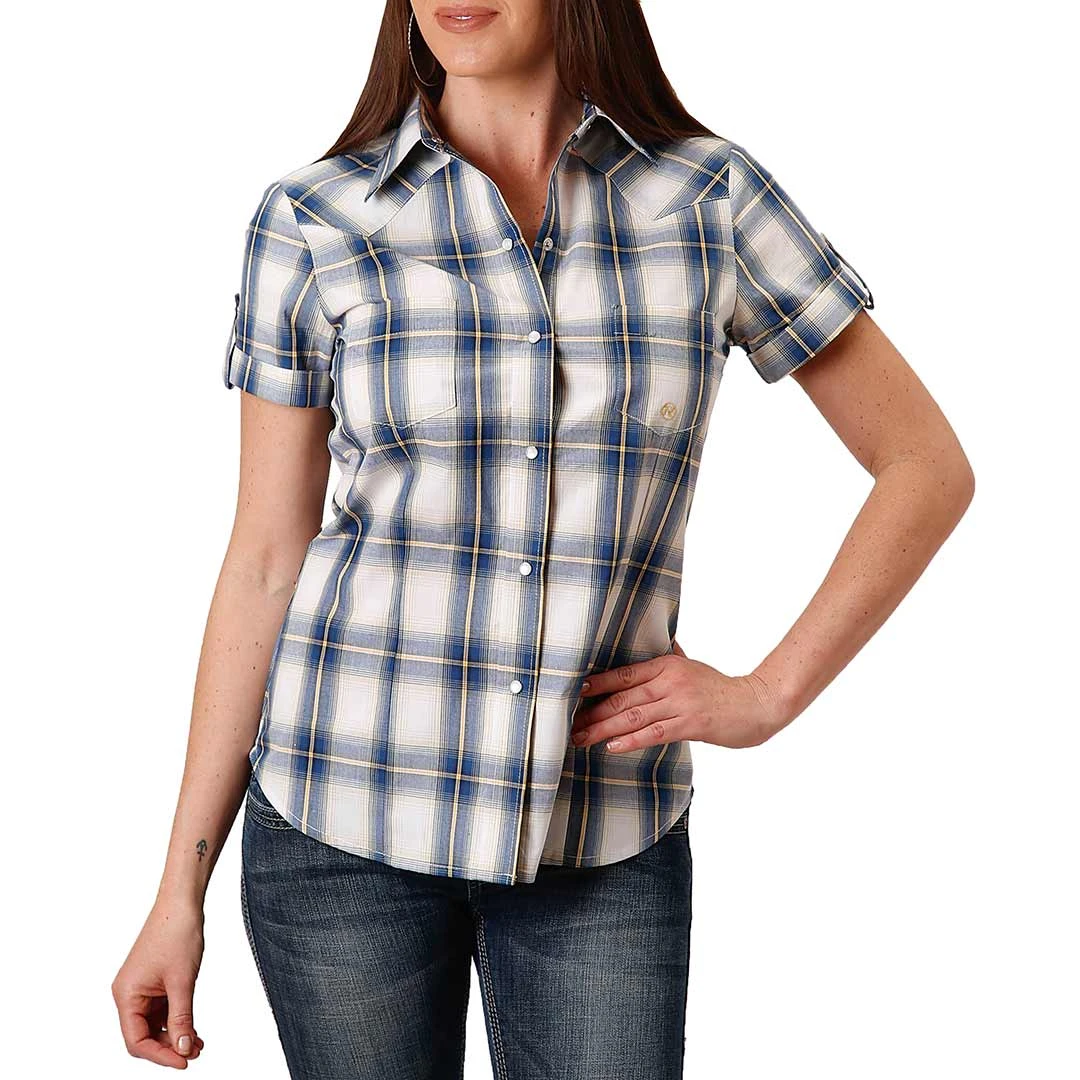 Roper Women's Short Roll Sleeve Plaid Snap Shirt