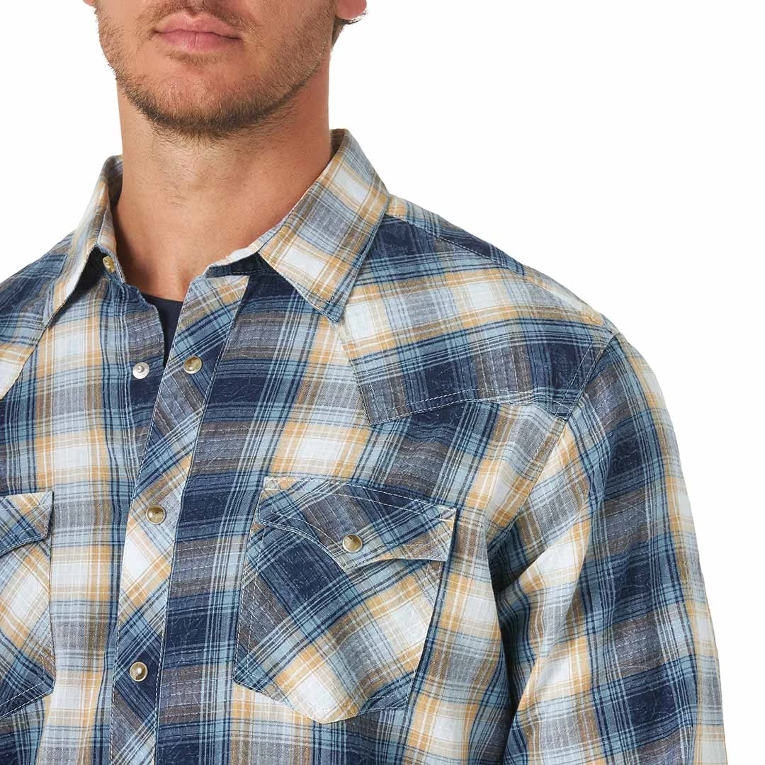 Wrangler Men's Western Plaid Snap Shirt - Image 3